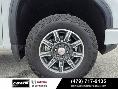 Used 2025 GMC Sierra 1500 AT4 AWD/4WD image 30