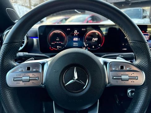 Used 2020 Mercedes-Benz CLA 250 4MATIC image 46