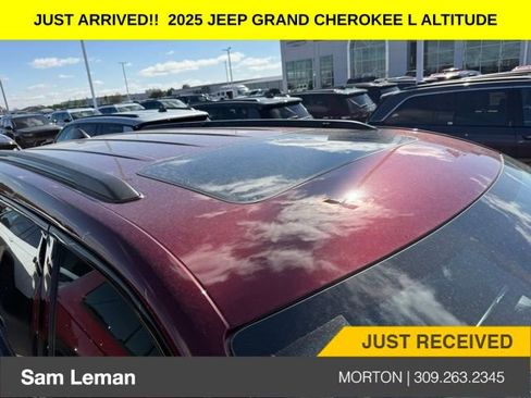 New 2025 Jeep Grand Cherokee L Altitude image 7
