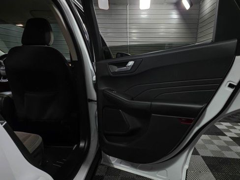 Used 2021 Ford Escape SE w/ Convenience Package image 34