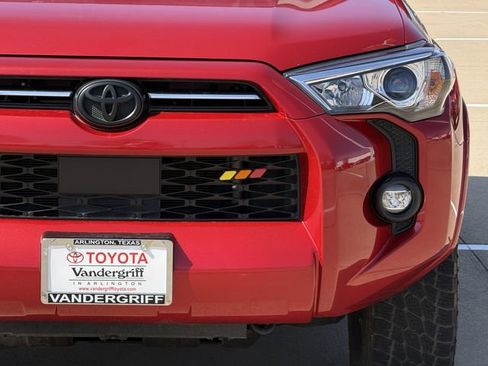 Used 2023 Toyota 4Runner SR5 Premium w/ Moonroof Package image 9