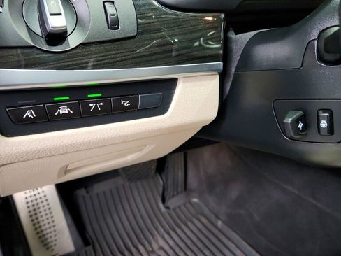 Used 2014 BMW 550i xDrive Sedan image 27