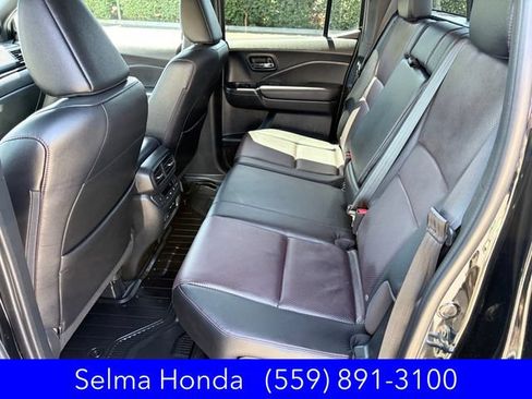 Certified 2025 Honda Ridgeline Black Edition image 7