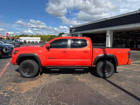 Used 2023 Toyota Tacoma TRD Pro AWD/4WD image 10