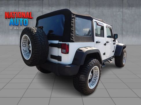 Used 2015 Jeep Wrangler Unlimited Sport w/ Quick Order Package 24S AWD/4WD image 4