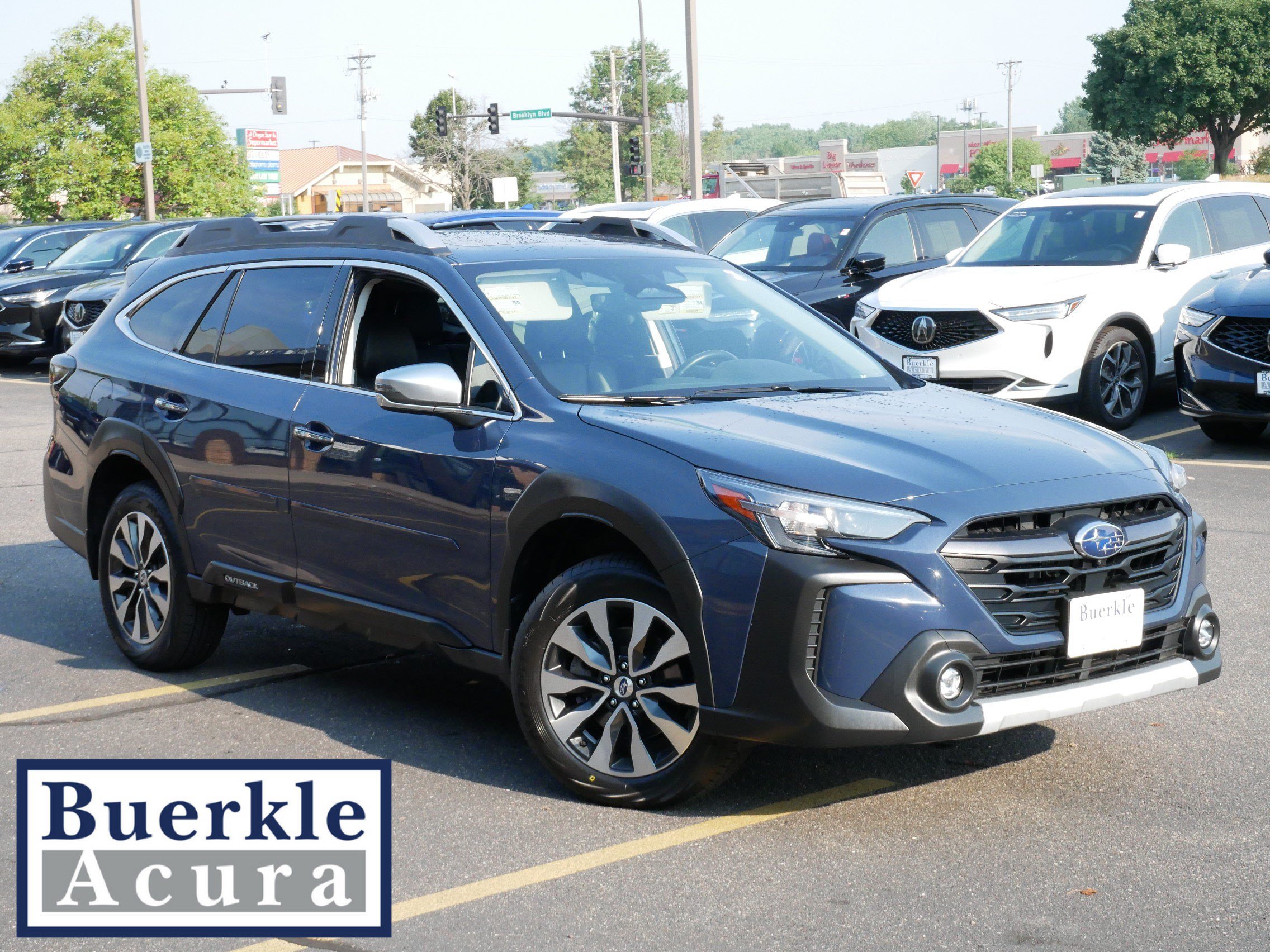 Used 2023 Subaru Outback Touring XT AWD/4WD image 1