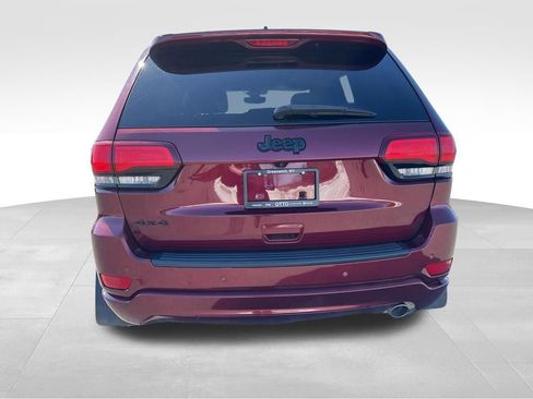 Used 2019 Jeep Grand Cherokee Altitude image 6