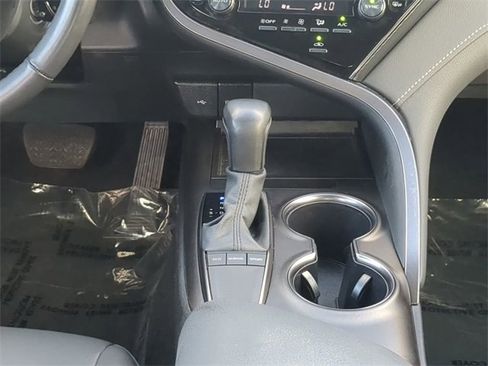 Certified 2024 Toyota Camry SE image 18