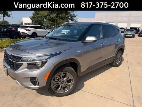 Certified 2026 Kia Seltos LX AWD/4WD image 1
