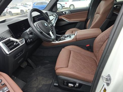 Used 2026 BMW X5 xDrive40i image 2