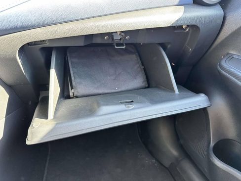 Used 2023 Nissan Versa SV FWD image 29