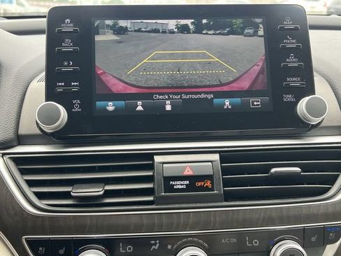 Used 2019 Honda Accord Touring image 20