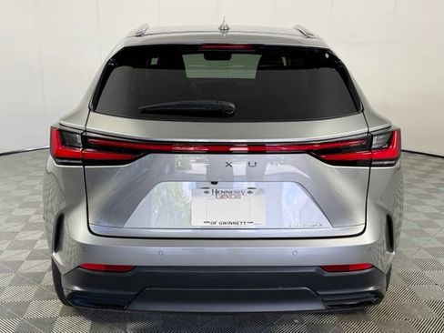 Used 2025 Lexus NX 250 FWD w/ Towing Package (2000 Lbs) image 7