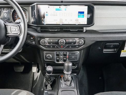 New 2026 Jeep Gladiator Sport image 14