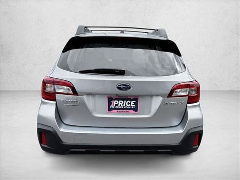 Used 2019 Subaru Outback 2.5i AWD/4WD image 6