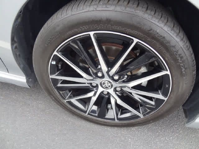 Used 2023 Toyota Camry SE FWD image 14