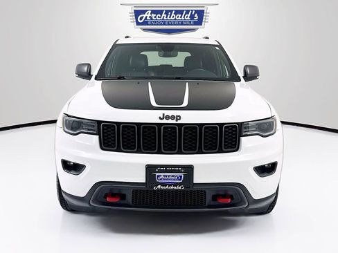 Used 2018 Jeep Grand Cherokee Trailhawk w/ Trailhawk Luxury Group image 2