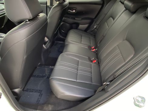 Certified 2025 Honda HR-V EX-L image 13