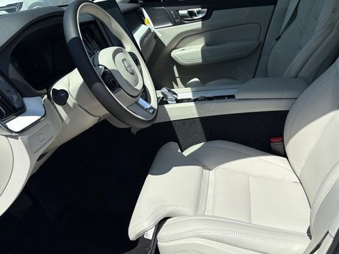 New 2026 Volvo XC60 B5 Ultra w/ Protection Package Premier image 18