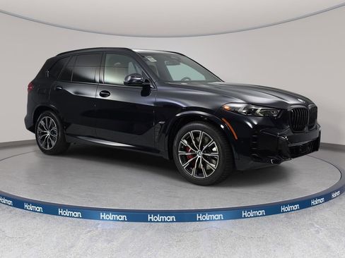 New 2026 BMW X5 xDrive50e image 3