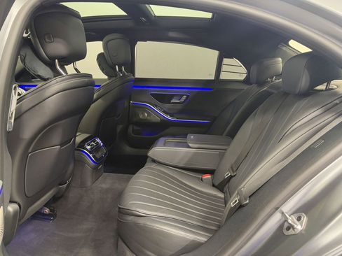 Used 2023 Mercedes-Benz S 580 4MATIC Sedan w/ AMG Line image 28