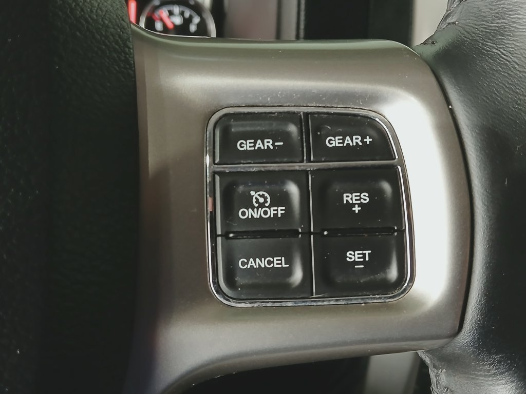 Used 2016 RAM 1500 Laramie w/ Convenience Group AWD/4WD image 29