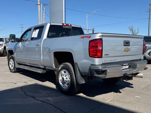 Used 2019 Chevrolet Silverado 2500 LT w/ LT Convenience Package image 5