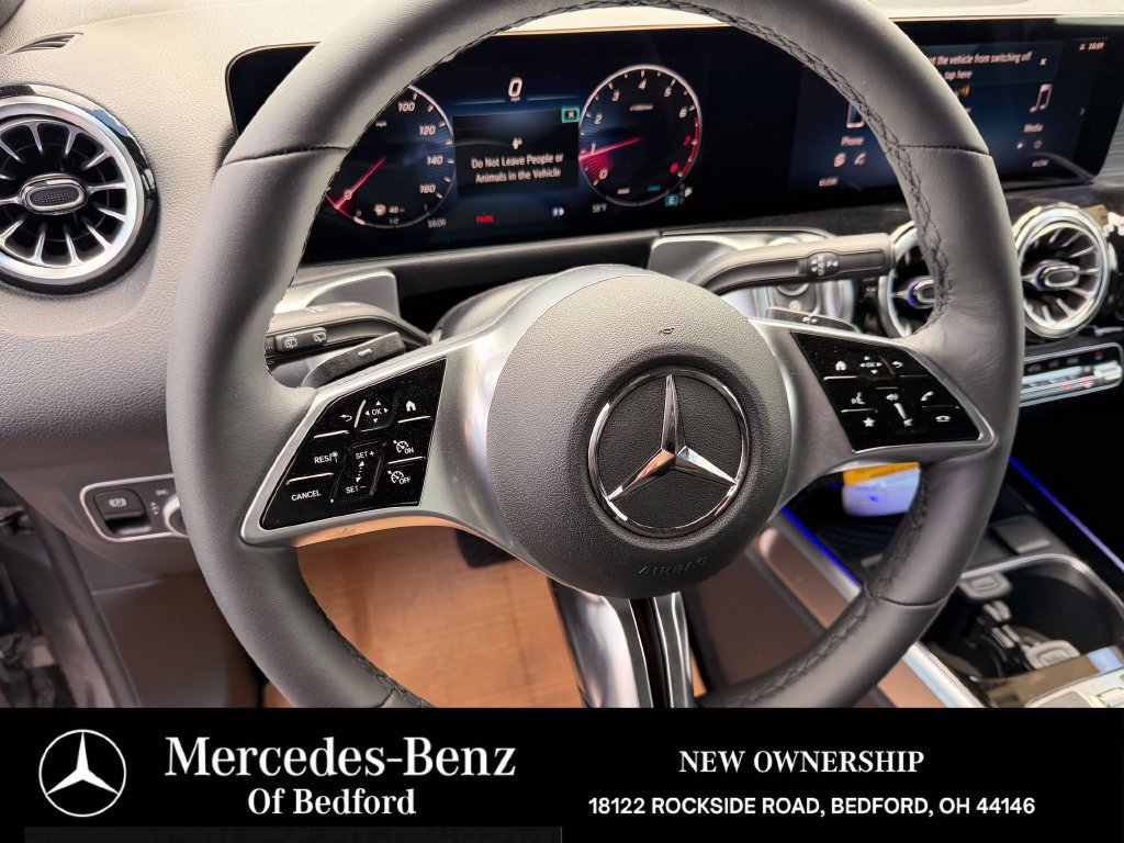 New 2026 Mercedes-Benz GLB 250 4MATIC image 10