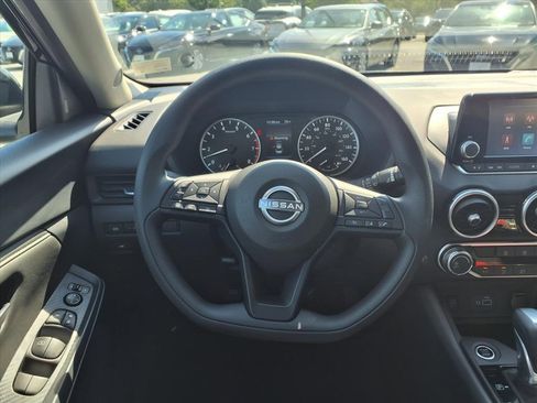 New 2025 Nissan Sentra S image 7