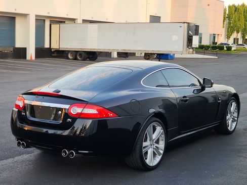 Used 2010 Jaguar XKR R RWD image 4