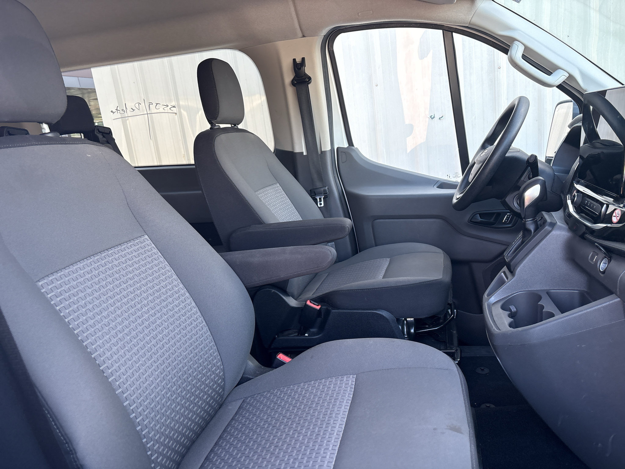 Used 2024 Ford Transit 350 XLT RWD image 3