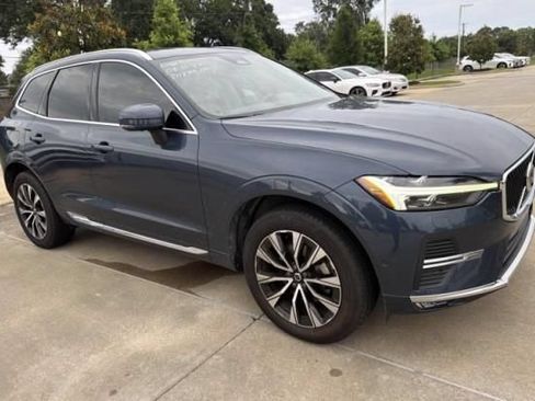 Used 2023 Volvo XC60 B5 Plus w/ Climate Package AWD/4WD image 2