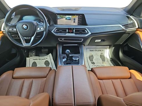 Used 2021 BMW X5 xDrive40i w/ Parking Assistance Package AWD/4WD image 11