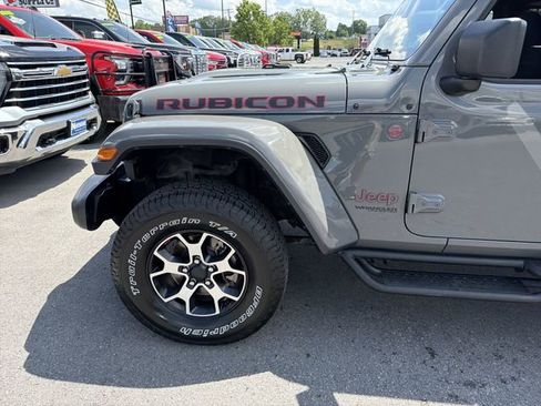 Used 2019 Jeep Wrangler Unlimited Rubicon AWD/4WD image 11