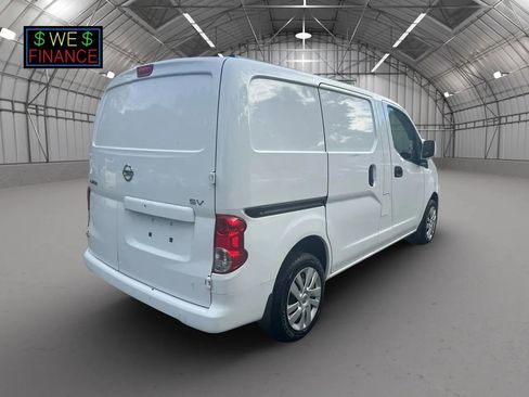 Used 2019 Nissan NV200 SV image 5