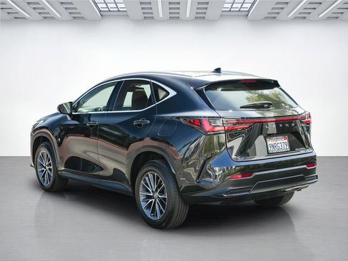 Used 2025 Lexus NX 350h AWD w/ Cold Area Package image 7