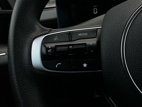 Used 2025 Kia K5 LXS image 35