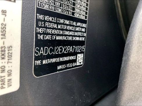 Used 2023 Jaguar F-PACE S image 41