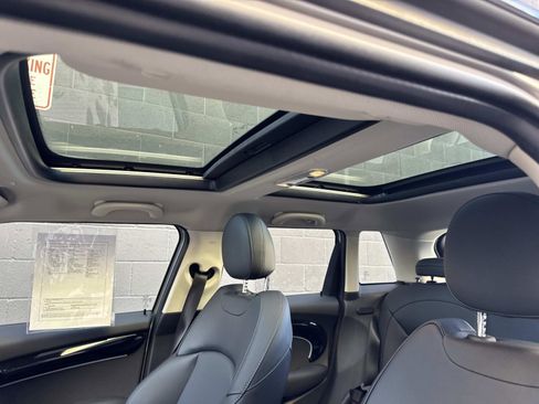 Certified 2023 MINI Cooper S image 19