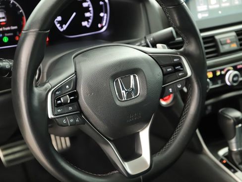 Used 2019 Honda Accord Sport image 16