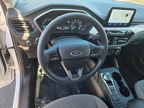 Used 2022 Ford Escape SE AWD/4WD image 6