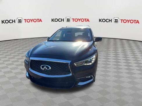 Used 2019 INFINITI QX60 Luxe w/ Sensory Package image 3