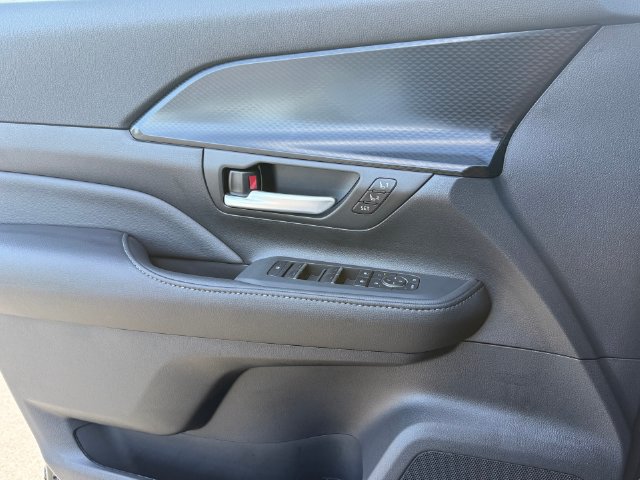 Used 2026 Toyota Grand Highlander AWD Hybrid image 23