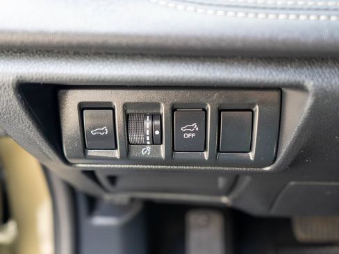 Used 2024 Subaru Outback Limited AWD/4WD image 19