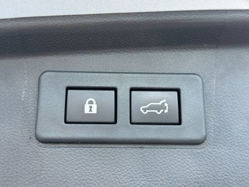 Certified 2024 Subaru Outback Premium AWD/4WD image 32