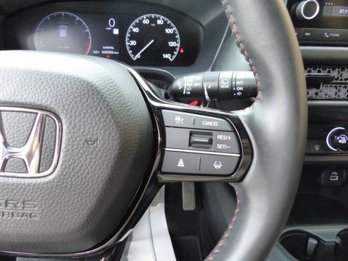 Used 2024 Honda HR-V Sport image 24
