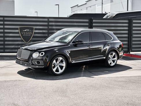 Used 2017 Bentley Bentayga AWD/4WD image 5