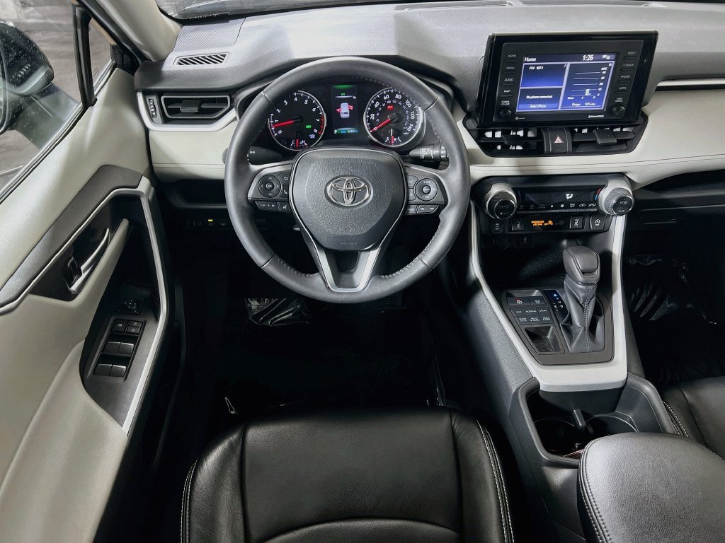 Certified 2022 Toyota RAV4 XLE w/ XLE Grade Weather Package AWD/4WD image 19