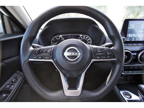 Used 2024 Nissan Sentra SV image 14