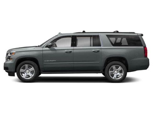 Used 2018 Chevrolet Suburban LT RWD image 3